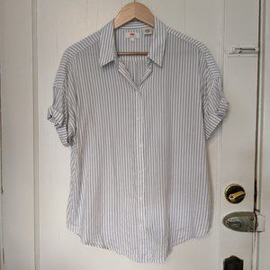 Levi's Short Sleeve Button-Up Shirt, Size L